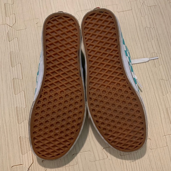 Checkered Vans - Picture 3 of 4